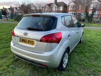 KIA VENGA